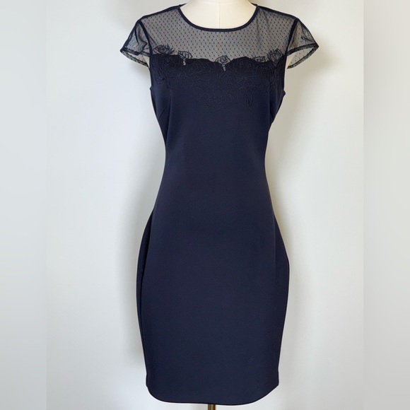 Guess Los Angeles Navy Cap Sleeve Lace Illusion Sheath Dress Women’s Size 4 - Picture 1 of 11